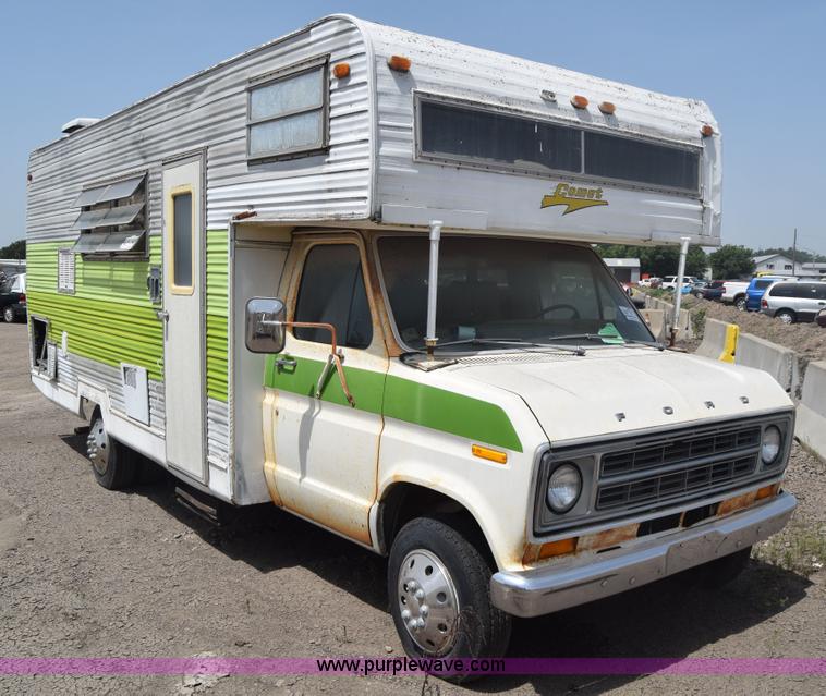 image for item E6389 1977 Ford Comet RV