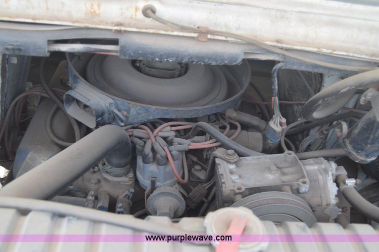 image for item E6389 1977 Ford Comet RV