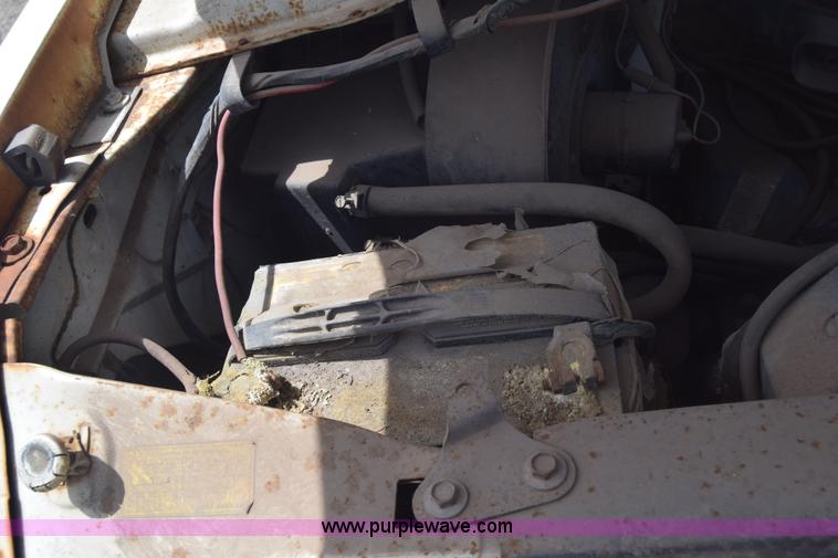 image for item E6389 1977 Ford Comet RV