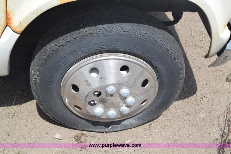 image for item E6389 1977 Ford Comet RV