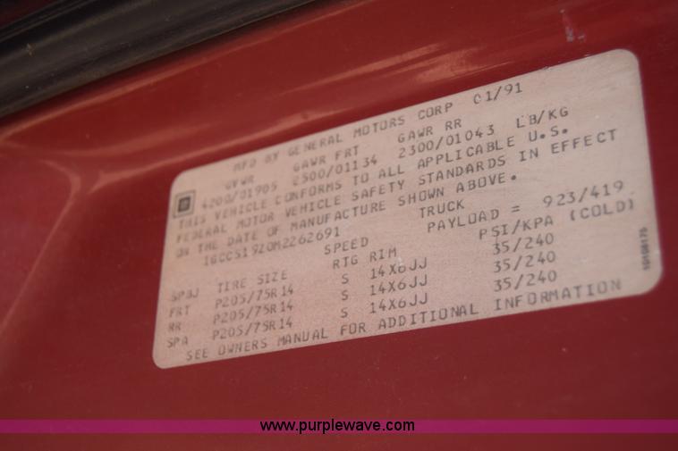 image for item E6431 1991 Chevrolet S10 Ext. Cab pickup truck