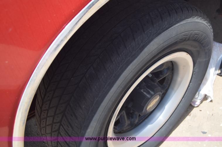 image for item E6431 1991 Chevrolet S10 Ext. Cab pickup truck