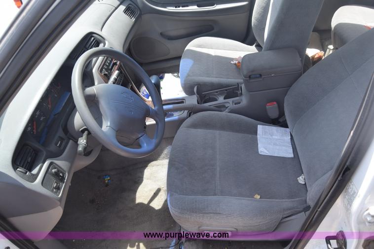 image for item E6449 2001 Nissan Altima