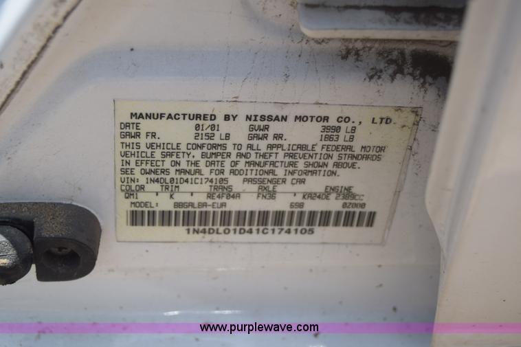 image for item E6449 2001 Nissan Altima