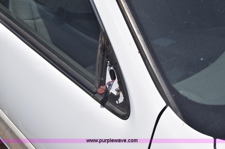 image for item E6449 2001 Nissan Altima