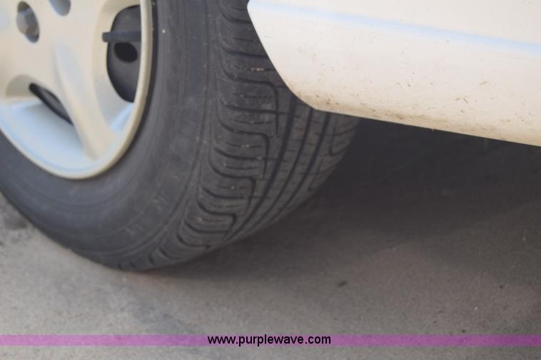 image for item E6449 2001 Nissan Altima