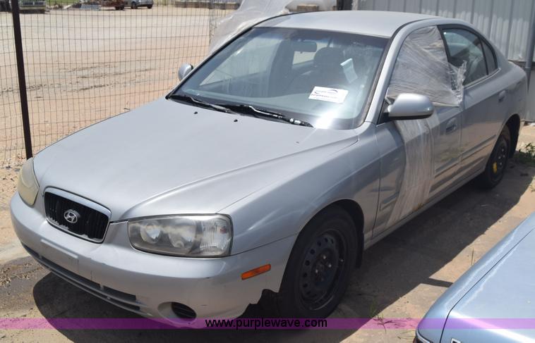 image for item E6450 2001 Hyundai Elantra GLS