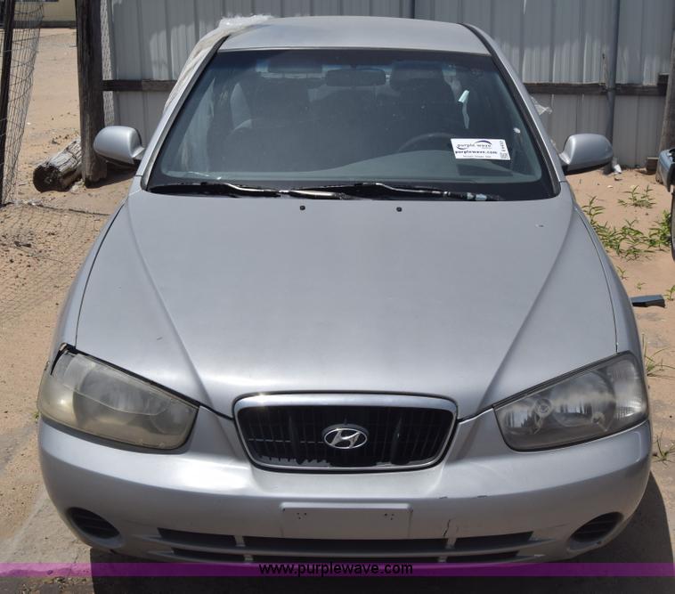 image for item E6450 2001 Hyundai Elantra GLS