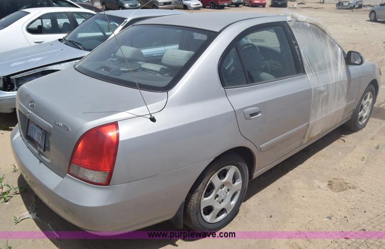 image for item E6450 2001 Hyundai Elantra GLS