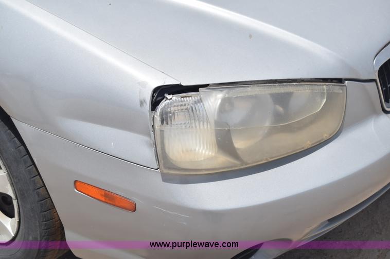 image for item E6450 2001 Hyundai Elantra GLS