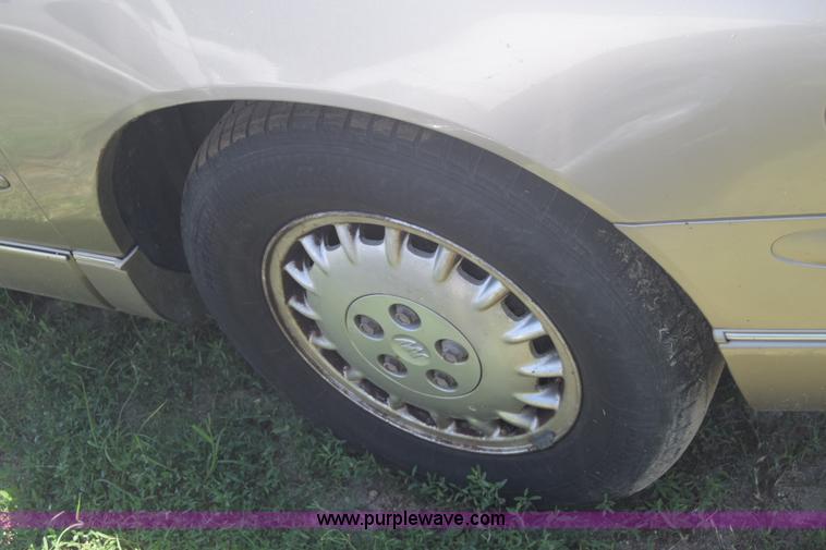 image for item F7892 1998 Buick Regal LS