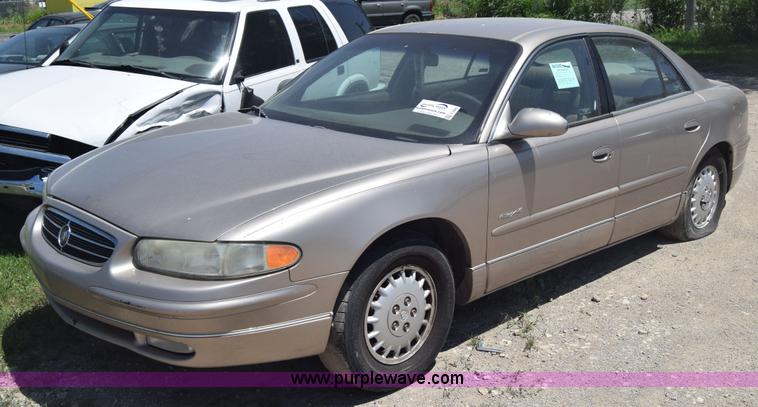 image for item F7892 1998 Buick Regal LS
