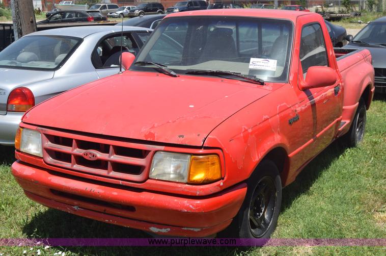image for item F7893 1993 Ford Ranger Splash pickup truck