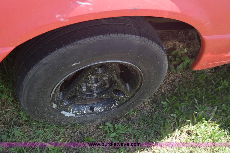 image for item F7893 1993 Ford Ranger Splash pickup truck