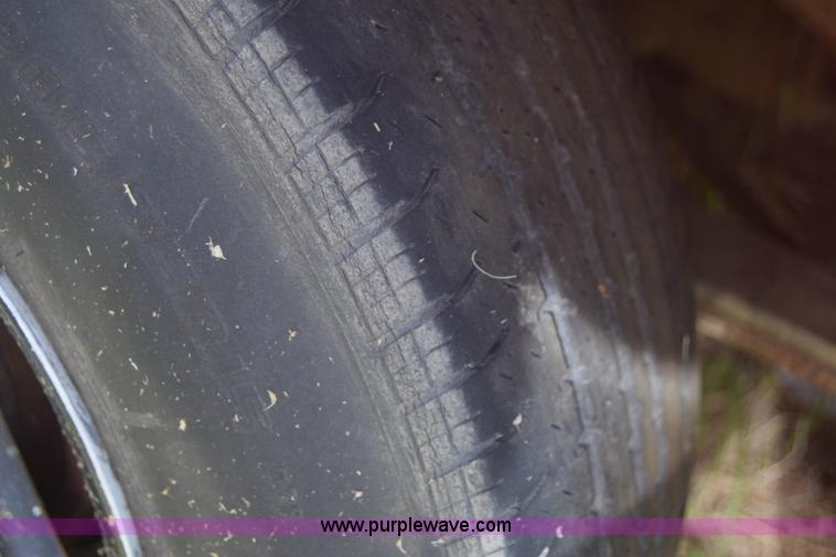 image for item F7893 1993 Ford Ranger Splash pickup truck