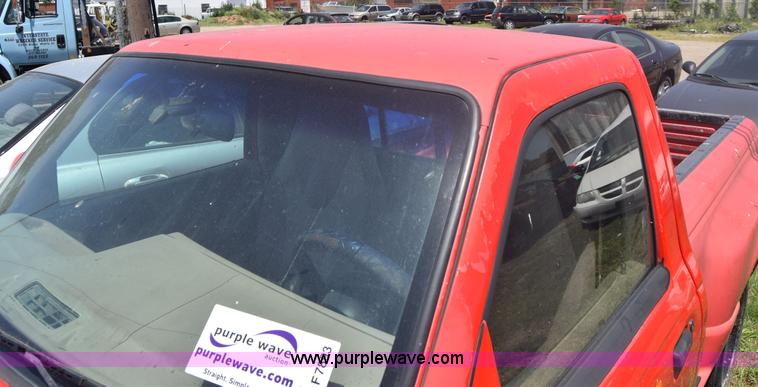 image for item F7893 1993 Ford Ranger Splash pickup truck