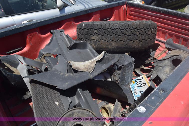 image for item F7893 1993 Ford Ranger Splash pickup truck