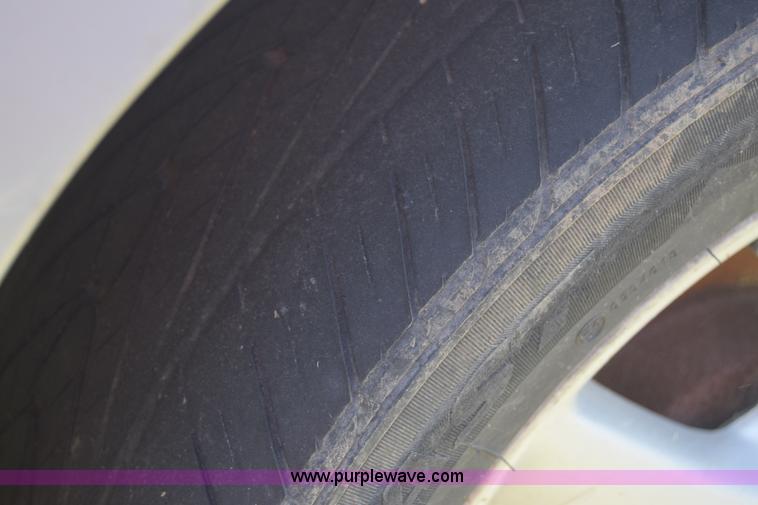 image for item F7896 2000 Pontiac Grand AM GT1