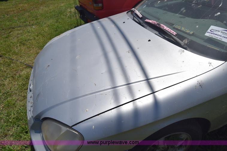 image for item F7897 1999 Hyundai Sonata GLS