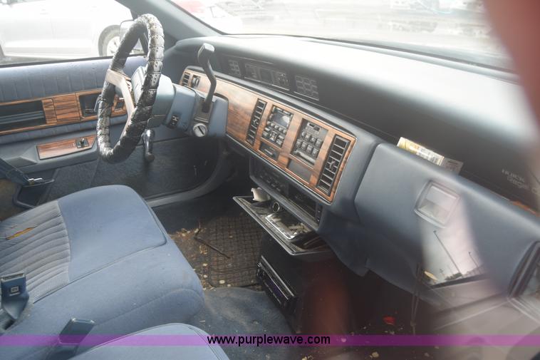 image for item F7899 1988 Buick Regal Custom