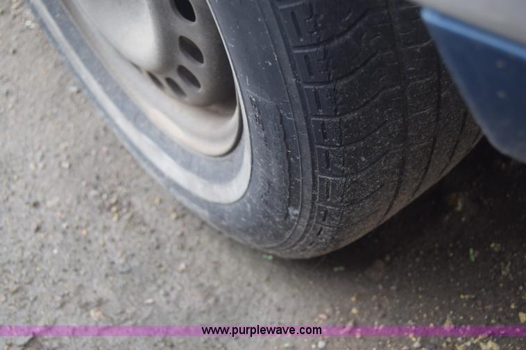 image for item F7899 1988 Buick Regal Custom