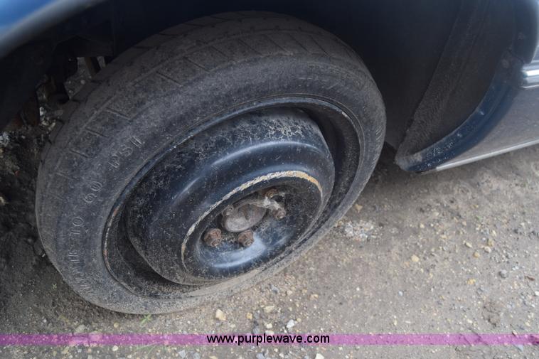 image for item F7899 1988 Buick Regal Custom