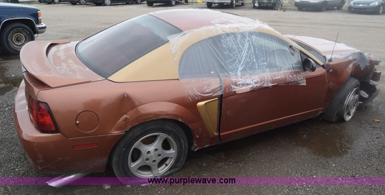 image for item F7900 1999 Ford Mustang