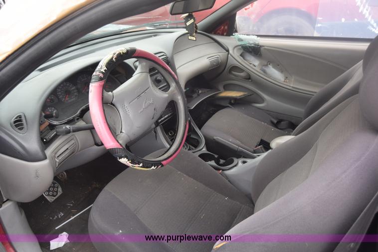 image for item F7900 1999 Ford Mustang