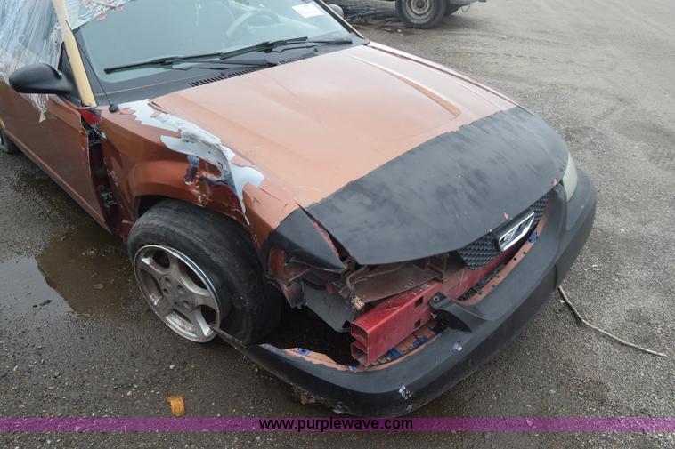 image for item F7900 1999 Ford Mustang