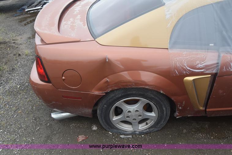 image for item F7900 1999 Ford Mustang