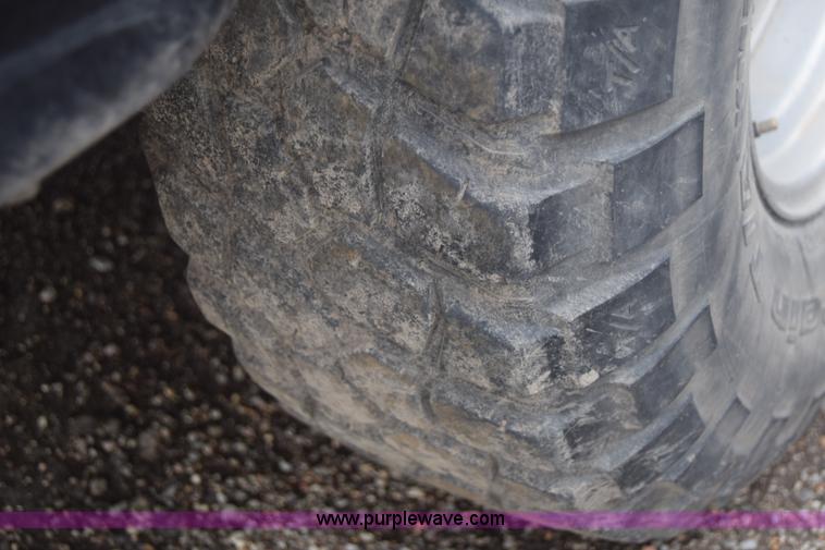 image for item F7901 1987 Ford F150 pickup truck