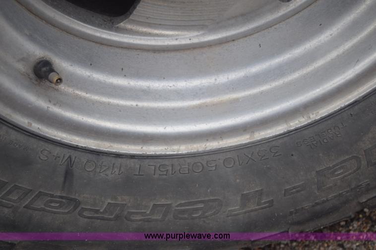 image for item F7901 1987 Ford F150 pickup truck