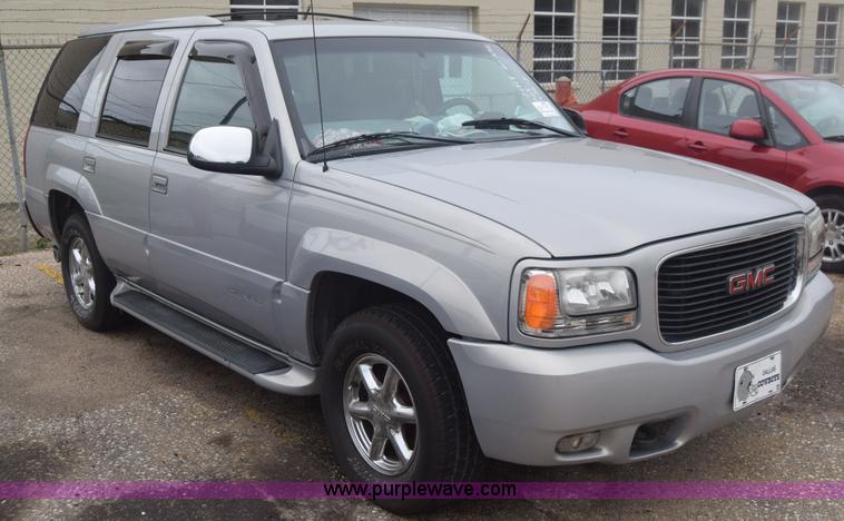 image for item F7904 2000 GMC Yukon SLE