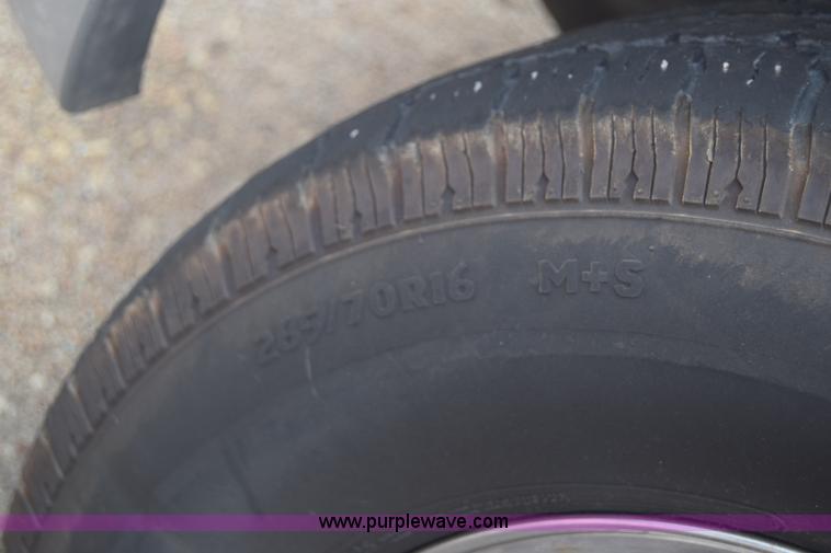 image for item F7904 2000 GMC Yukon SLE