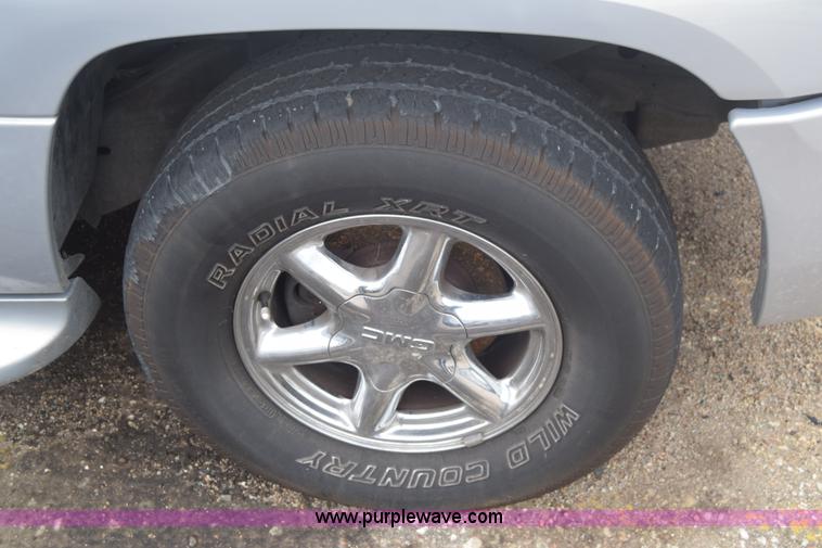image for item F7904 2000 GMC Yukon SLE