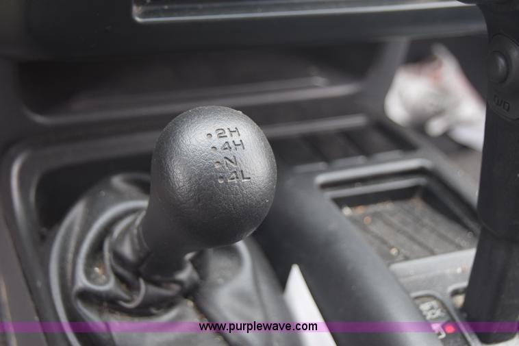 image for item F7906 1998 Nissan Pathfinder SUV