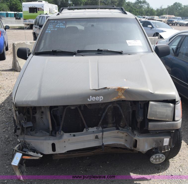 image for item J6502 1998 Jeep Grand Cherokee TSi SUV