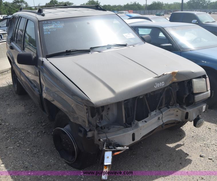 image for item J6502 1998 Jeep Grand Cherokee TSi SUV