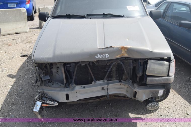 image for item J6502 1998 Jeep Grand Cherokee TSi SUV