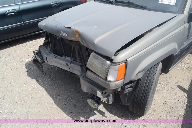 image for item J6502 1998 Jeep Grand Cherokee TSi SUV