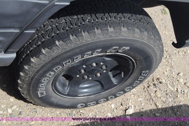 image for item J6502 1998 Jeep Grand Cherokee TSi SUV