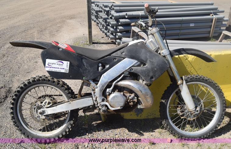 image for item J6518 1999 Honda CR250R motorcycle