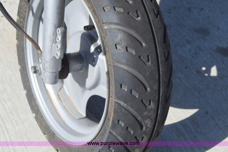 image for item J6519 2008 Star moped