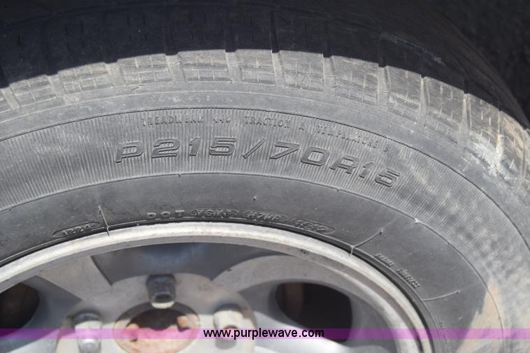 image for item J6520 1985 Pontiac Grand Prix