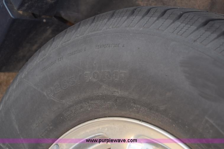 image for item J6523 2005 GMC Yukon Denali XL SUV