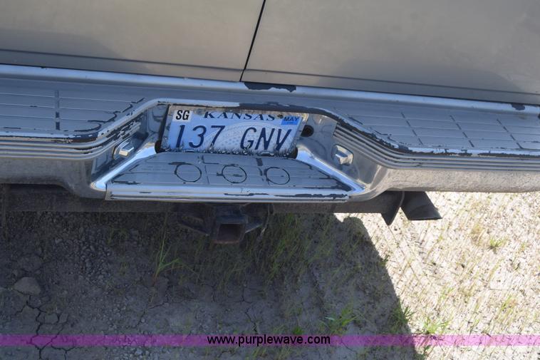 image for item J6525 1999 Chevrolet Tahoe SUV