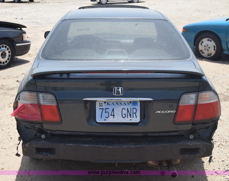 image for item J6557 1997 Honda Accord EX