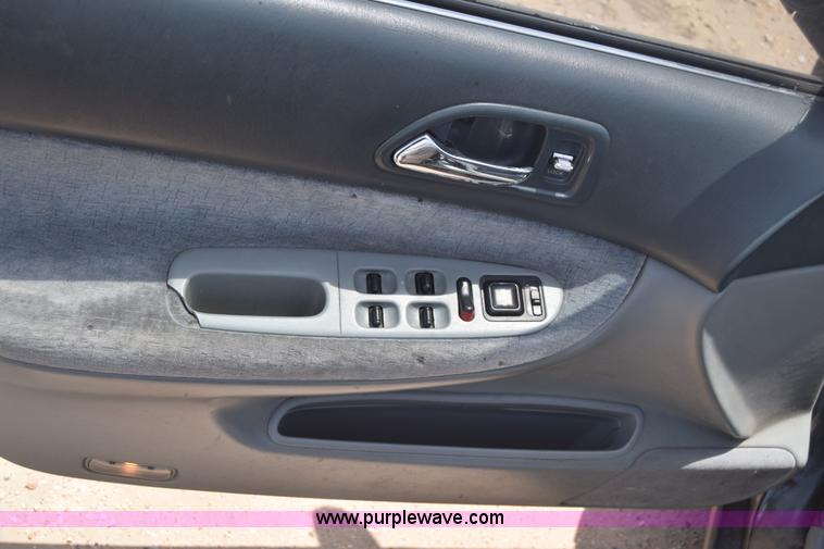 image for item J6557 1997 Honda Accord EX