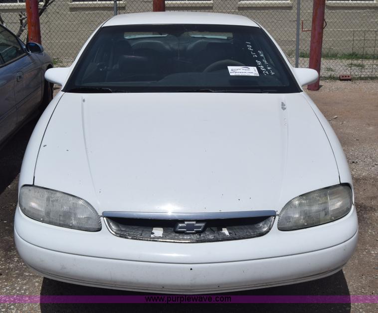 image for item J6617 1995 Chevrolet Monte Carlo LS