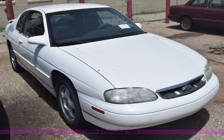 image for item J6617 1995 Chevrolet Monte Carlo LS